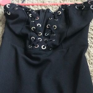 Black Lace up Dress That Hugs Your Curves❤️